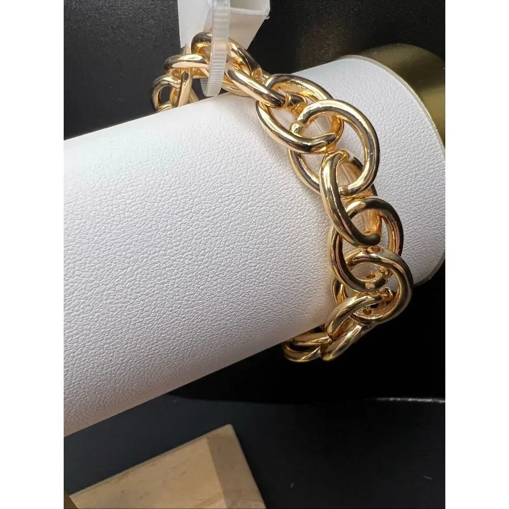 New! Laundry by Shelli Segal Gold Tone Chunky Chain Link Stretch Bracelet